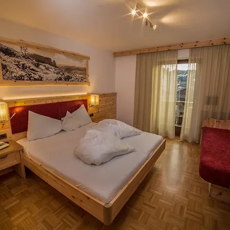 Garni Savoy - New Opening Hotel 3*