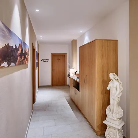 Garni Savoy - New Opening 3*