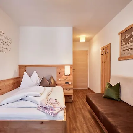 Garni Savoy - New Opening 3*
